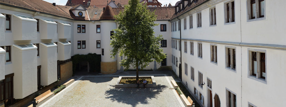 Tübingen,  Innenhof Wilhelmsstift